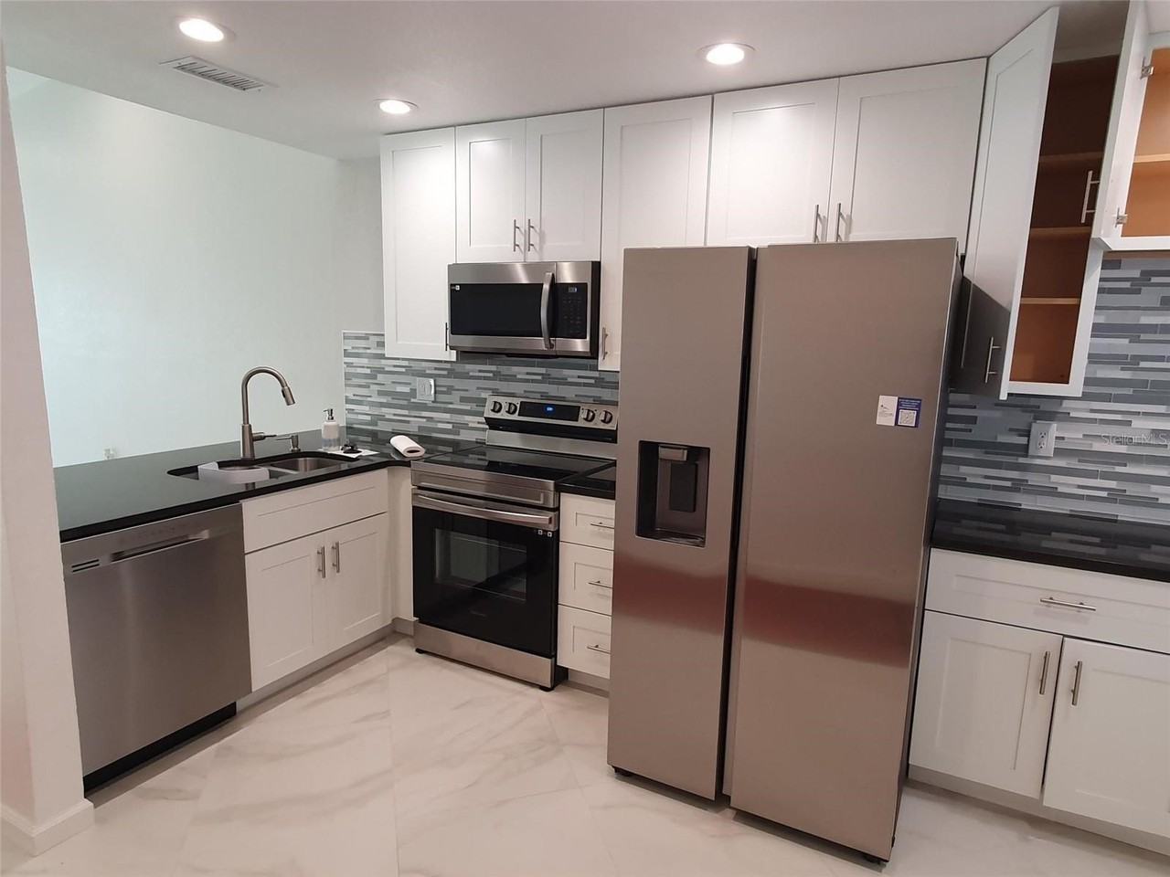 1887 Orange Boulevard Way - Photo 2 of 17