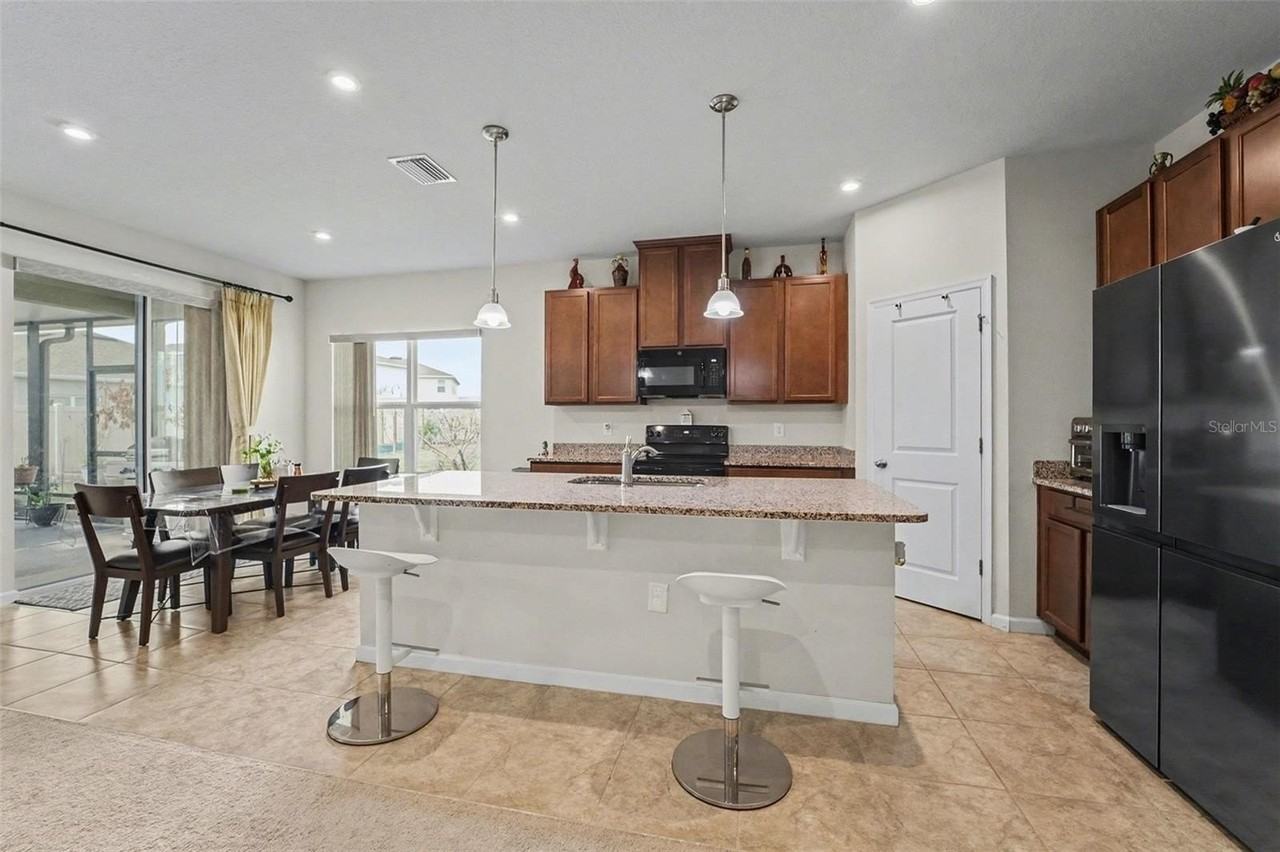 10155 Gliding Eagle Way - Photo 6 of 23