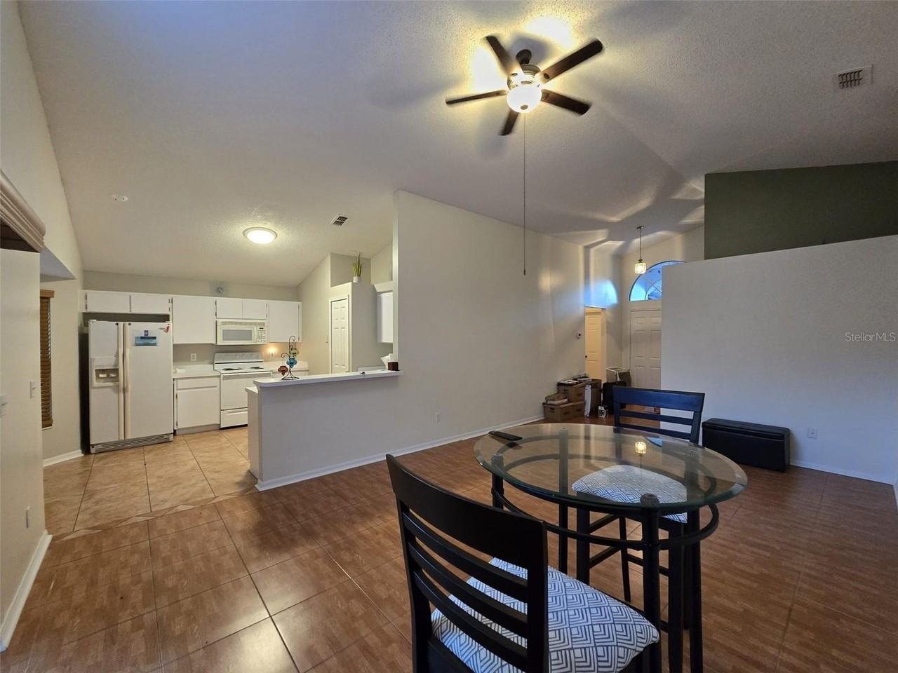 2525 Gotham Way - Photo 6 of 28