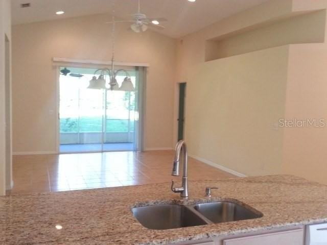 861 Paddington Ter - Photo 3 of 13