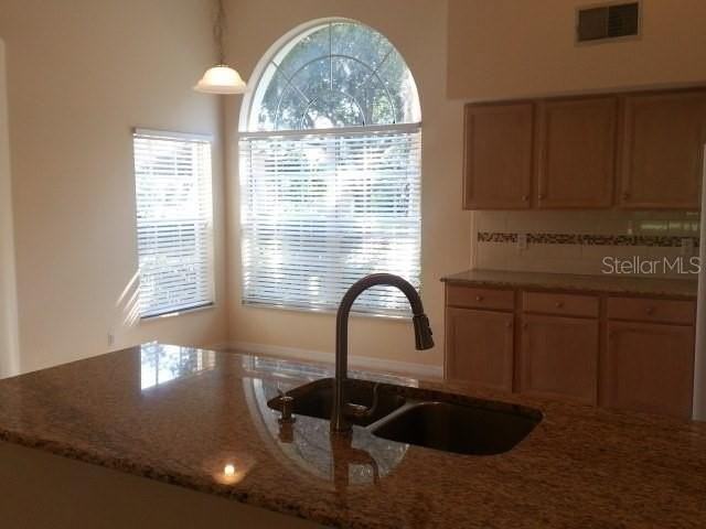 861 Paddington Ter - Photo 5 of 13