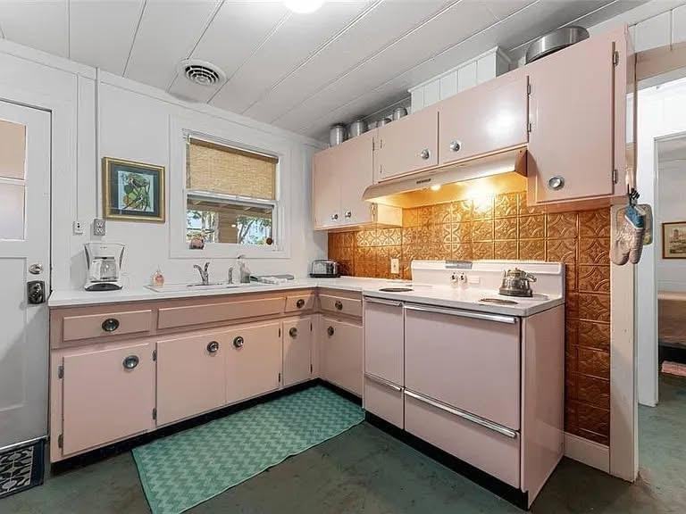 58th St S - Photo 3 of 8