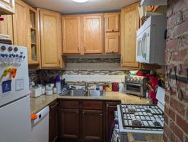 featured image of Flynn Dr