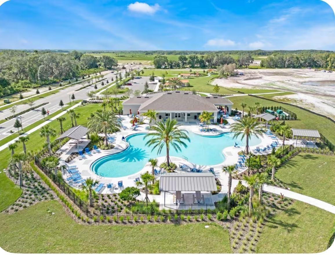 Waggoner St - Photo 5 of 8