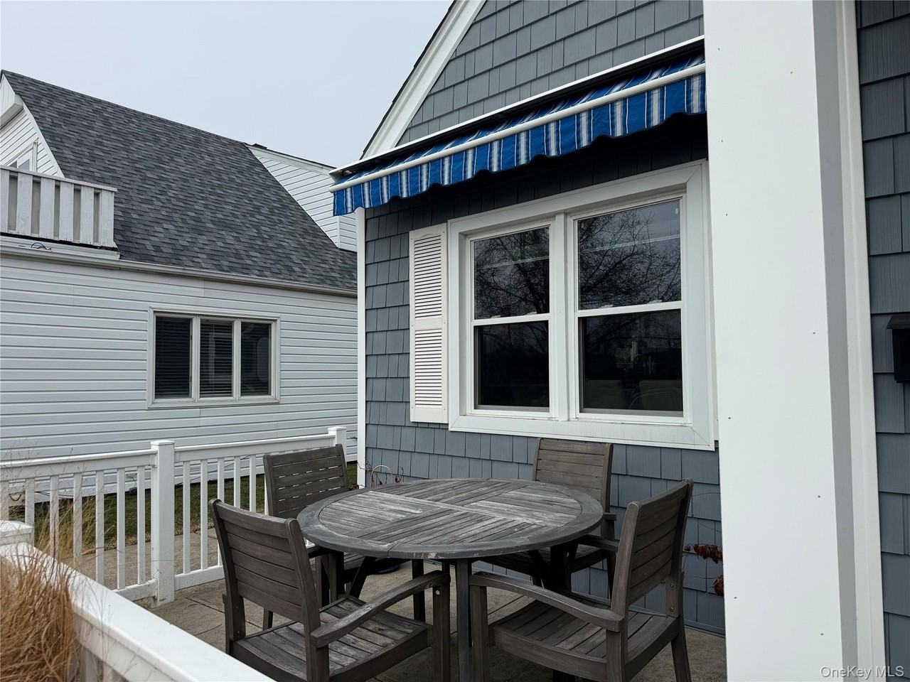 433 W Park Ave Unit 1 - Photo 4 of 23