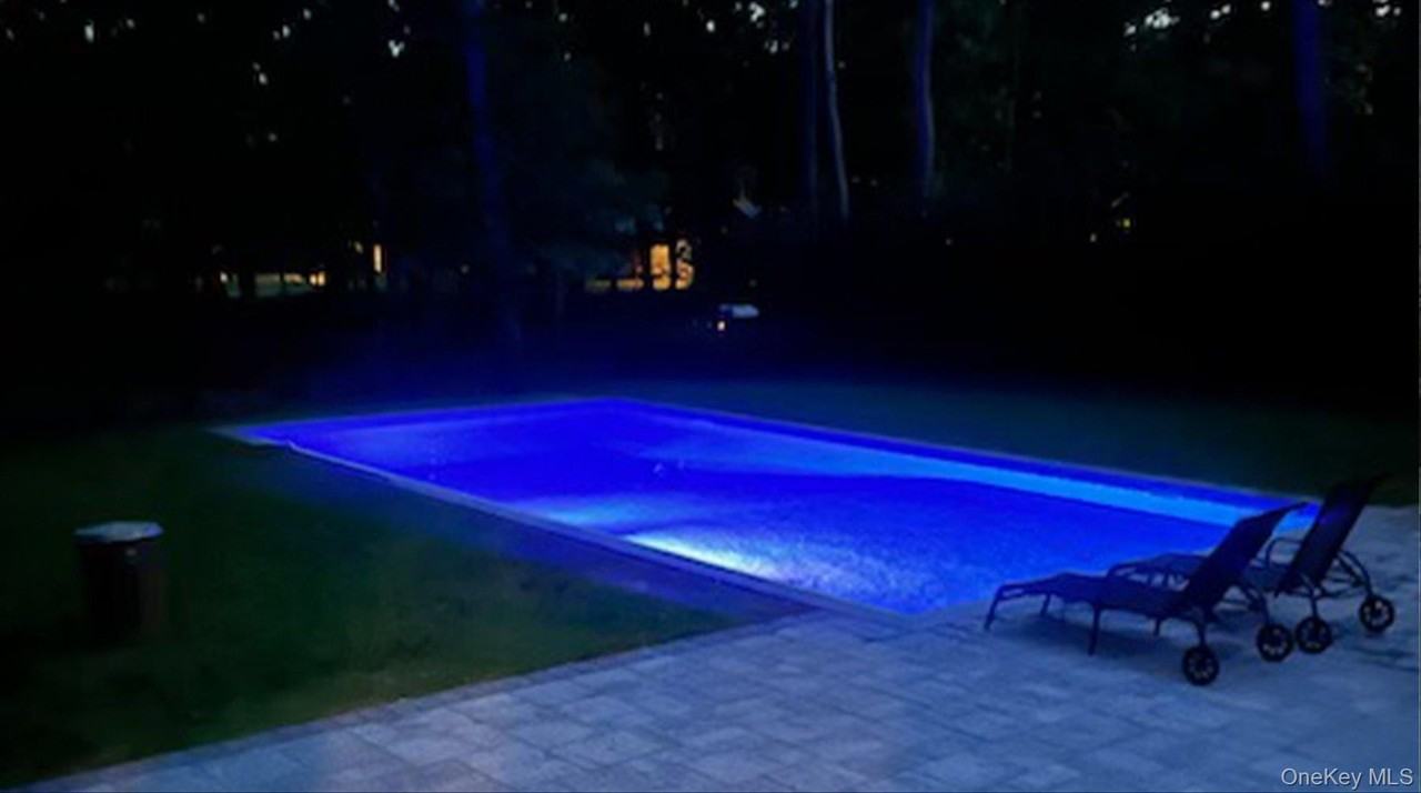 3 Robins Nest Ln - Photo 3 of 21