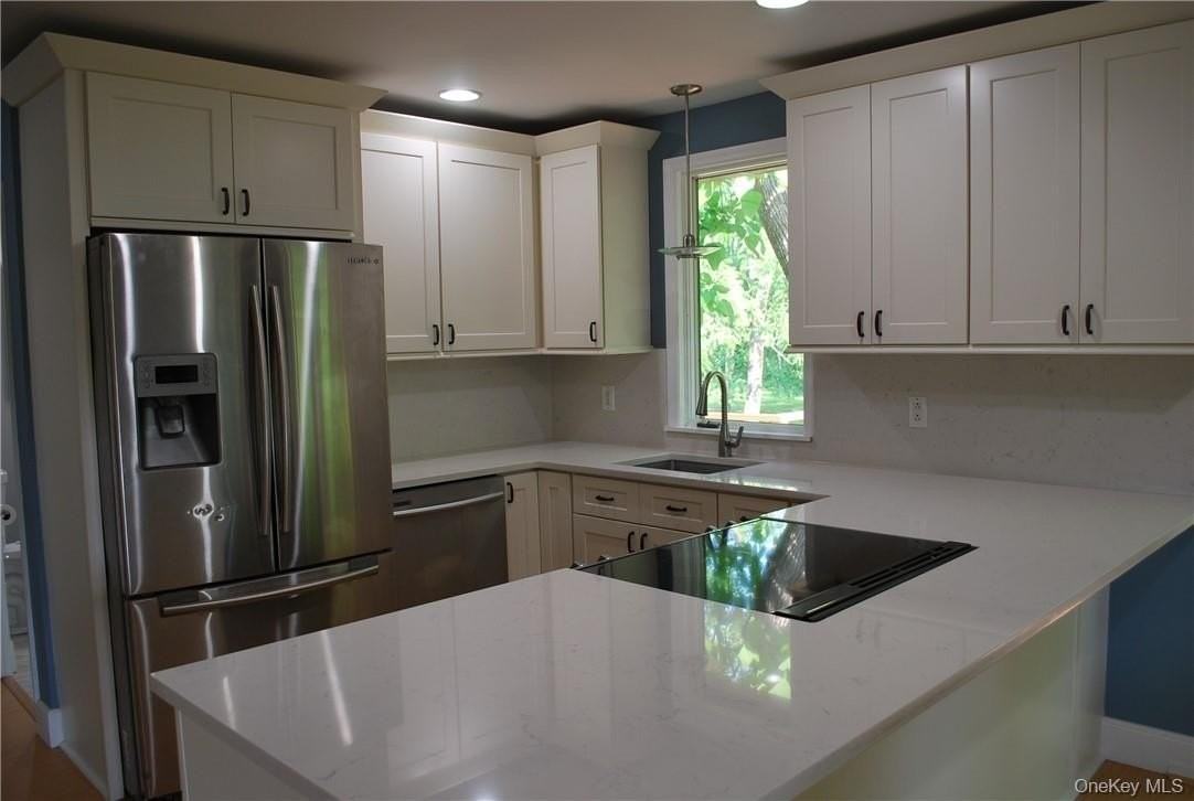 249 Pine Island Tpke Apt A - Photo 6 of 27