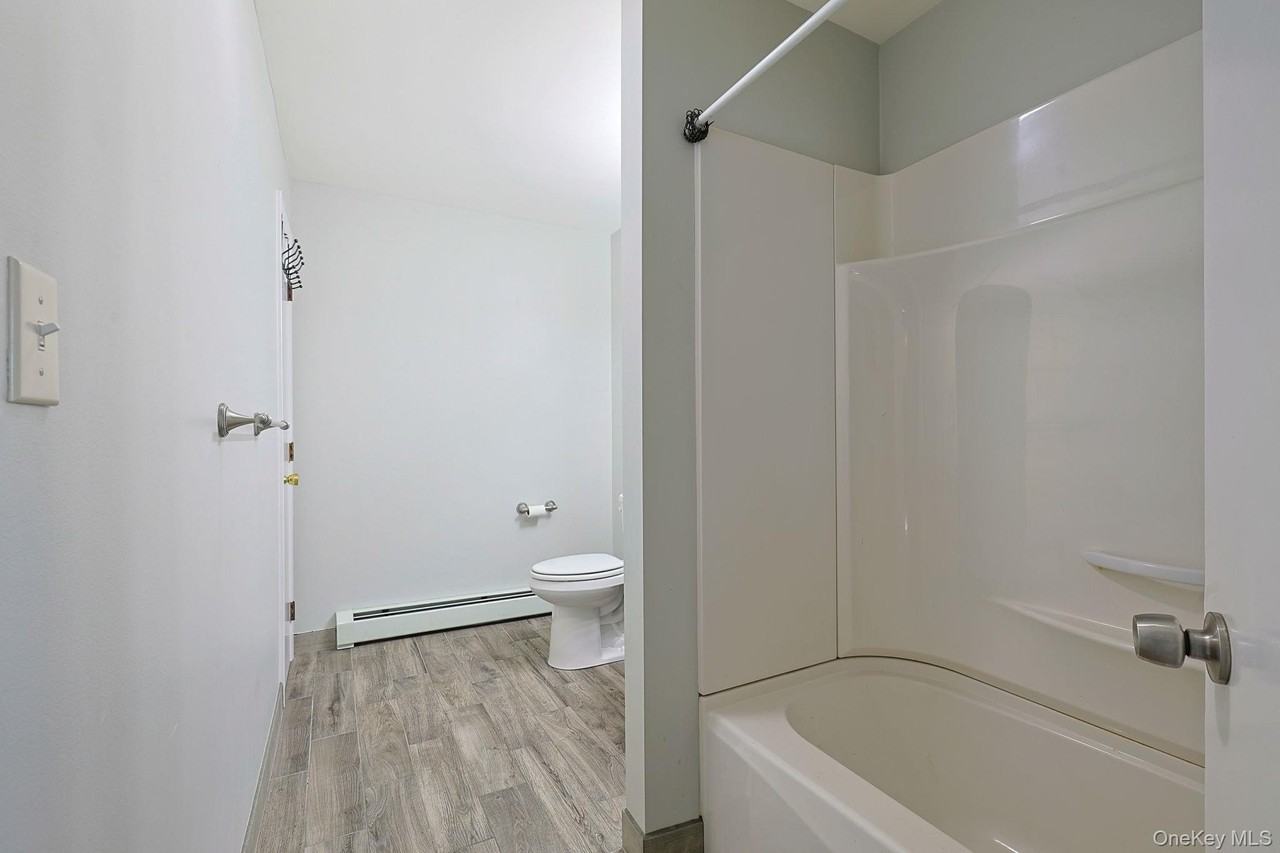 293 Sinsabaugh Rd Unit A - Photo 4 of 10