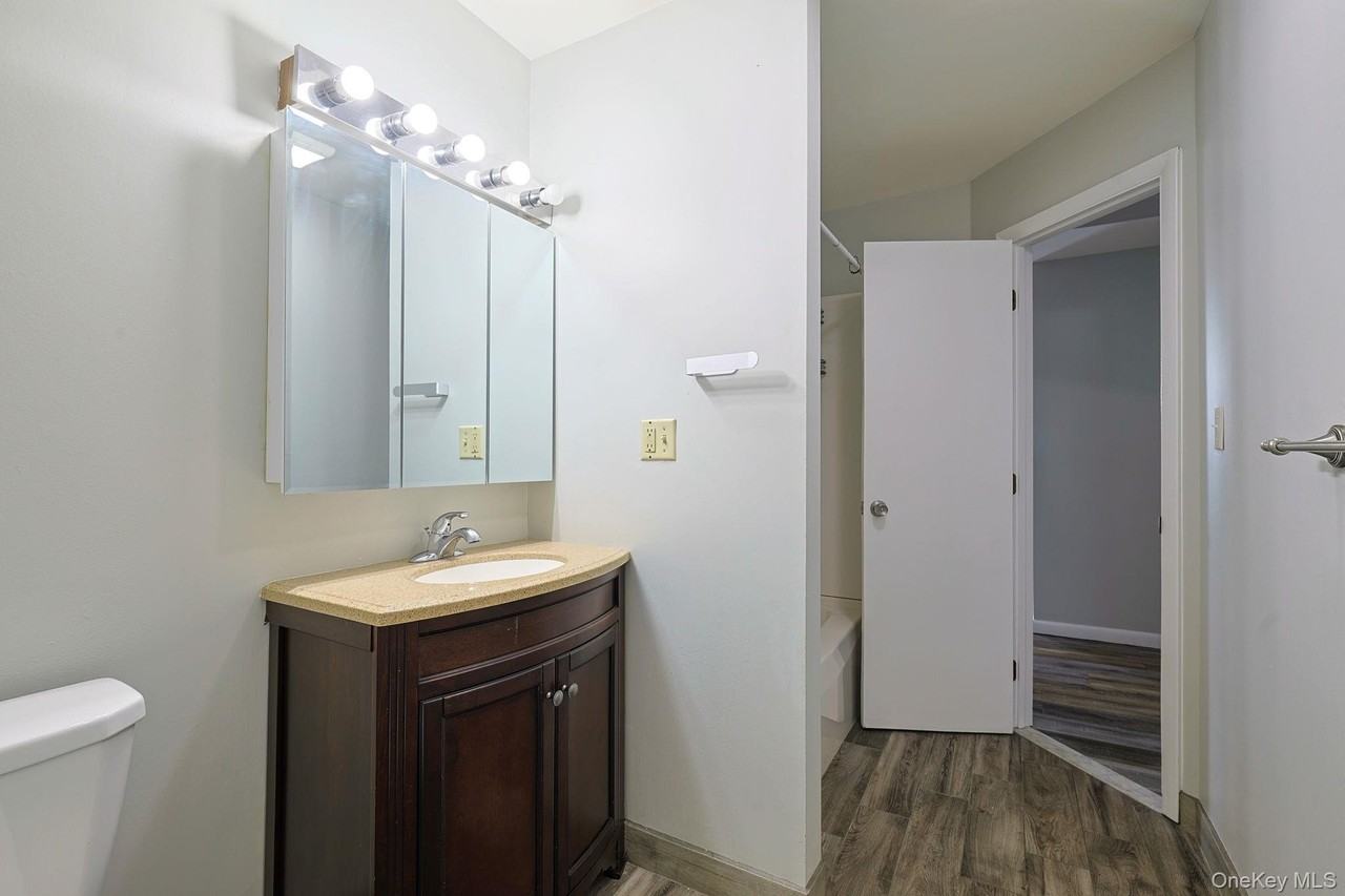 293 Sinsabaugh Rd Unit A - Photo 5 of 10