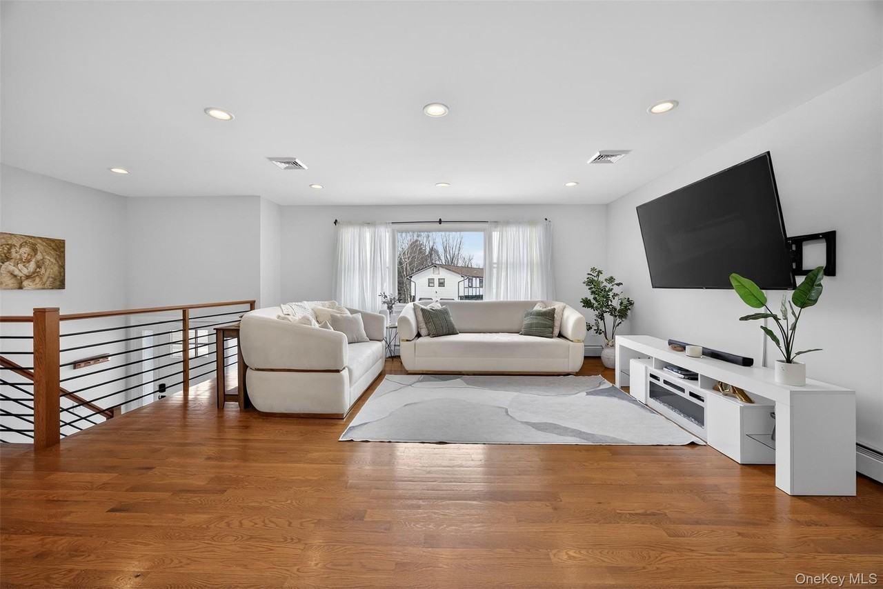 4 Millard Cir - Photo 7 of 34