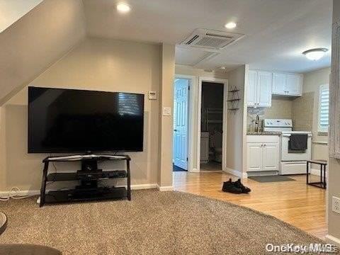 12 Bunnell Pl - Photo 6 of 10