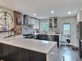 featured image of 54 Telegraph St