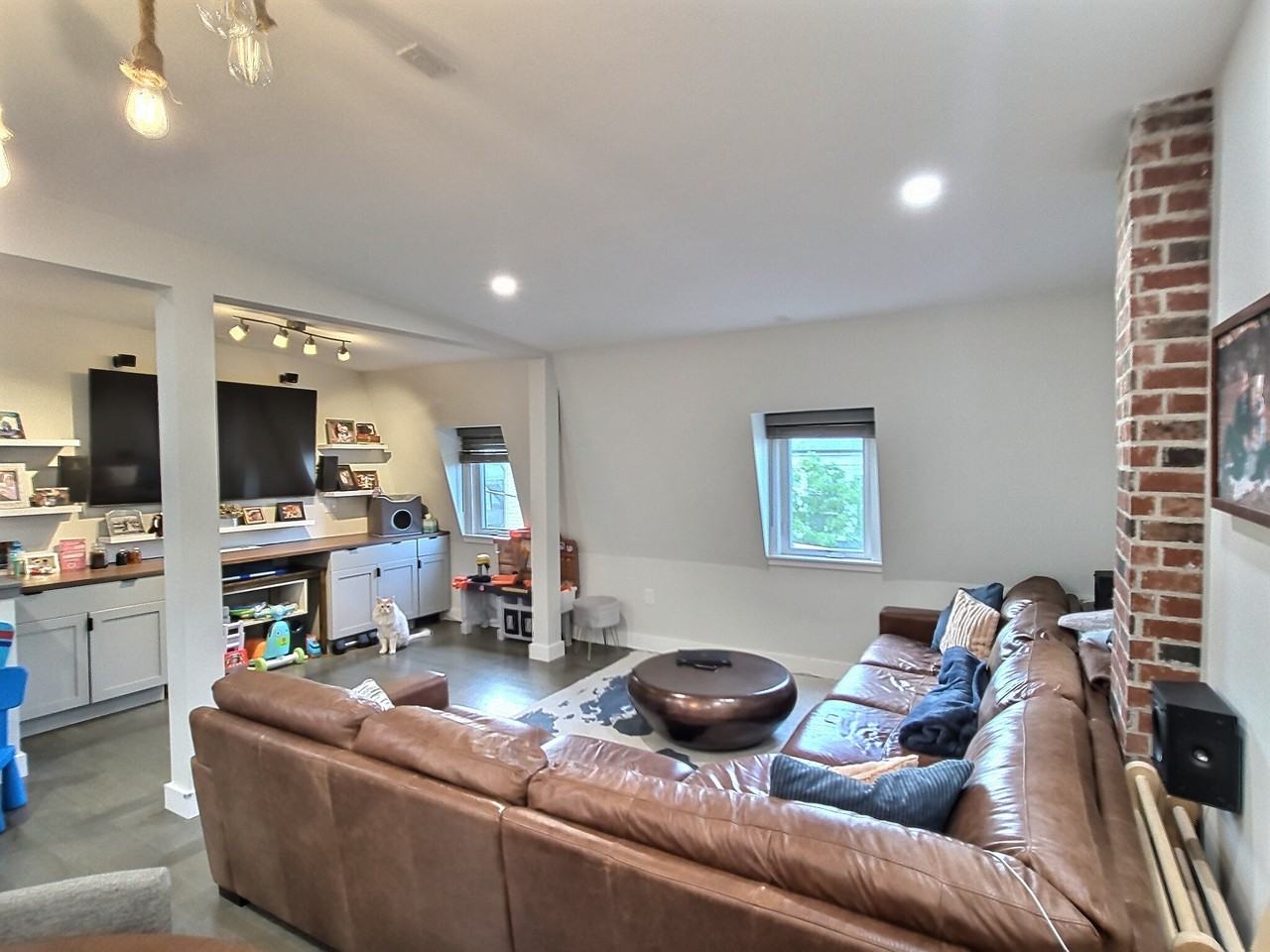 54 Telegraph St #1 - Photo 3 of 16