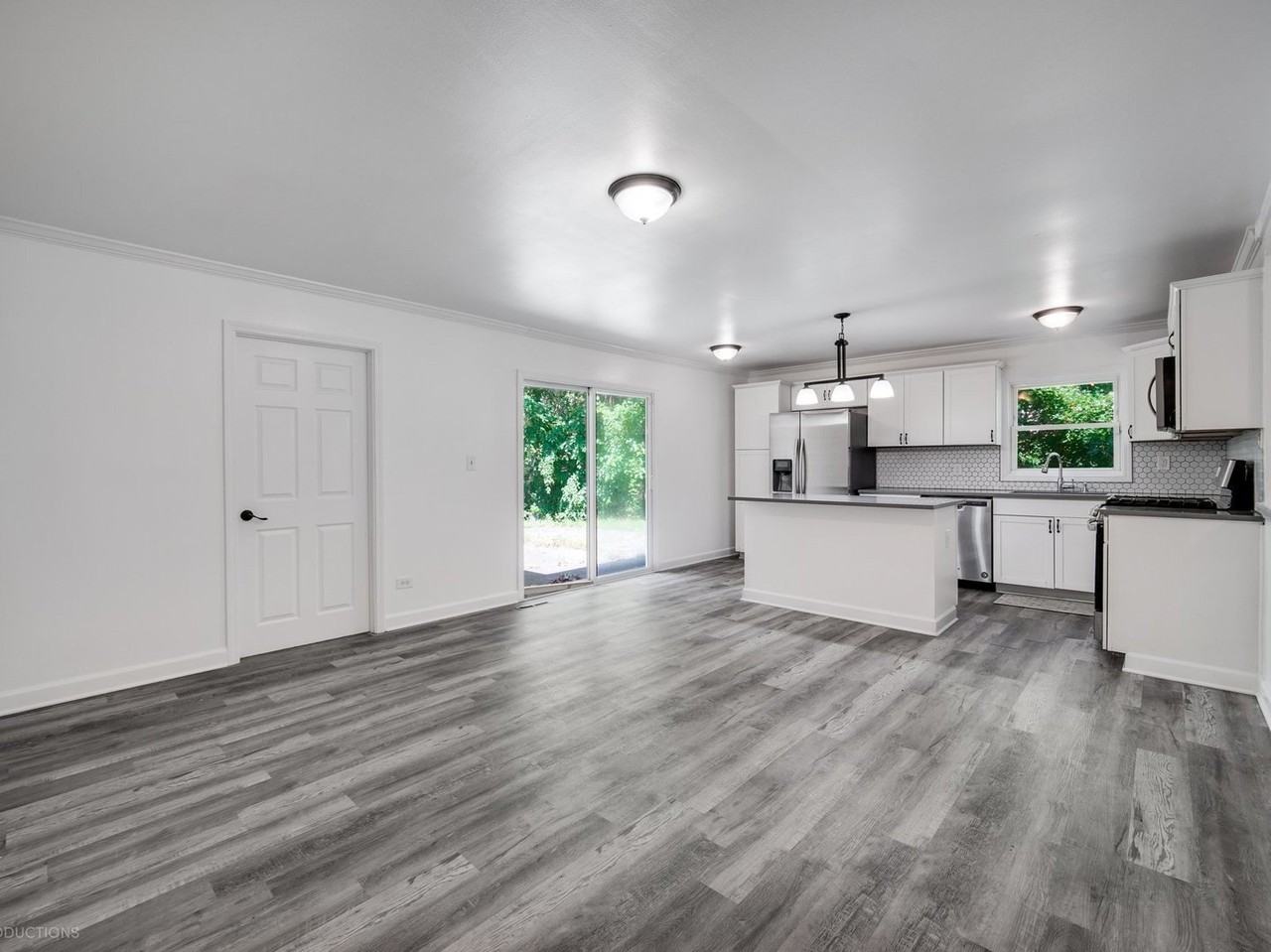 946 Harvard Ln - Photo 6 of 22