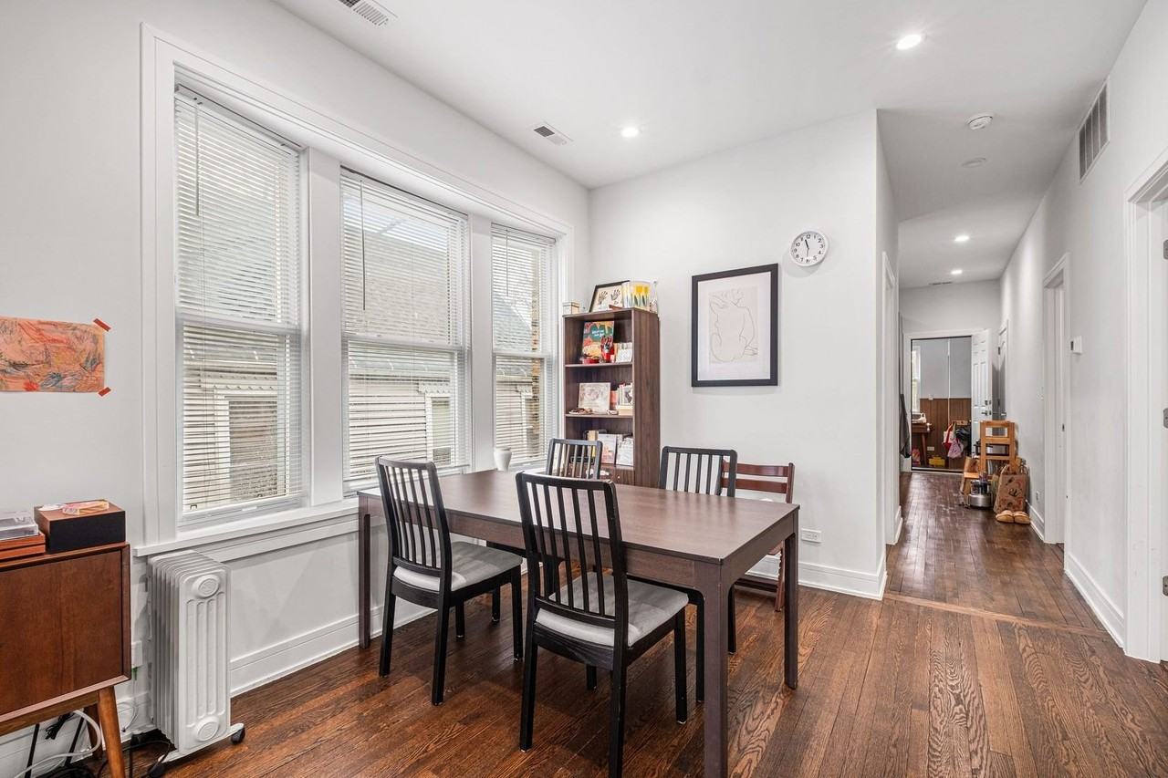 3904 N Whipple St Unit 2 - Photo 5 of 18