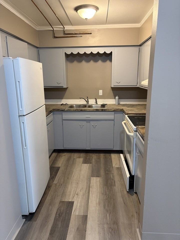 9533 Mansfield Ave Apt 1 - Photo 5 of 9