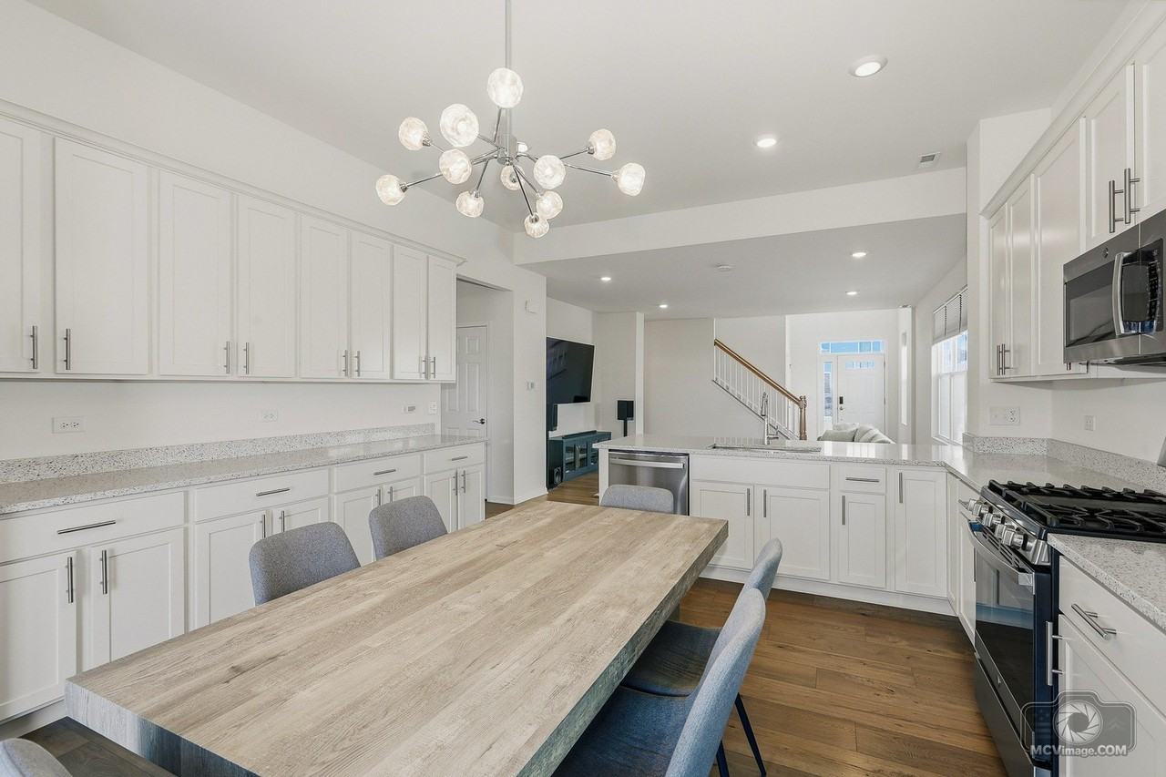 12629 S Potomac Dr Unit 24629 - Photo 6 of 25