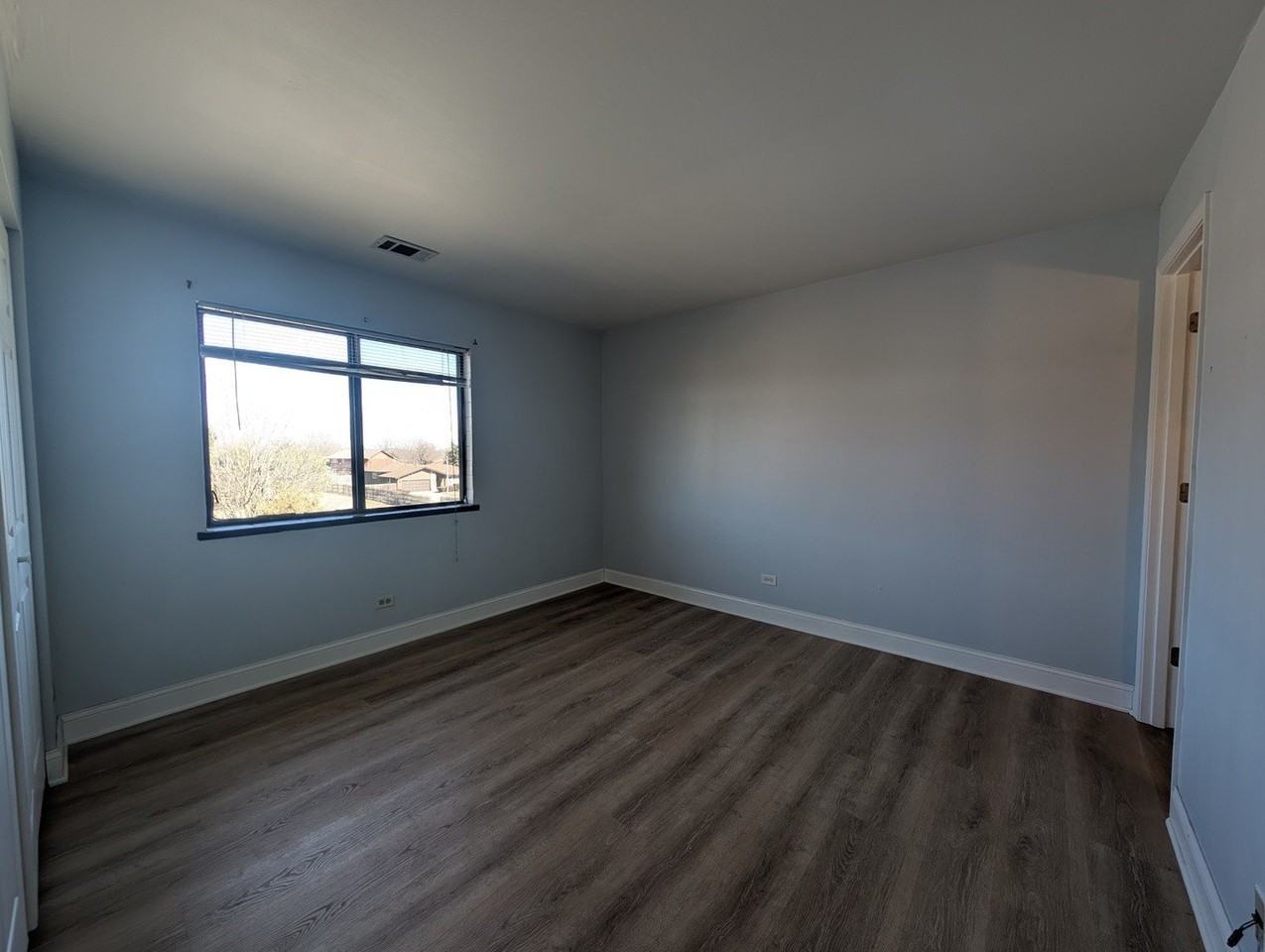 9024 Lincoln Ct Apt 306 - Photo 6 of 11