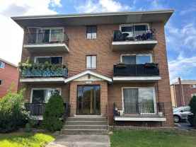 8241 W 79th St Apt 1e - Photo 1 of 1