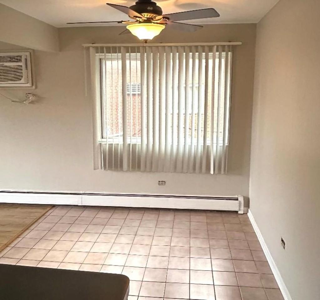 8241 W 79th St Apt 1e - Photo 3 of 12