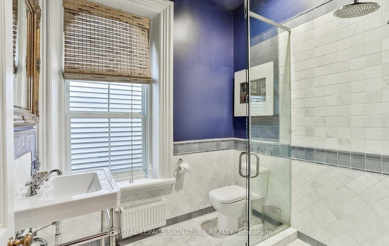 4 Wellesley Place #Pl - Photo 3 of 31