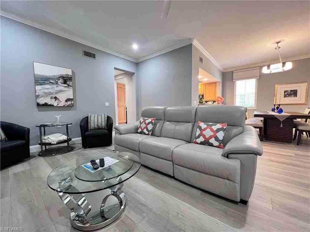 817 Regency Reserve Cir Apt 3901 #3901 - Photo 6 of 35