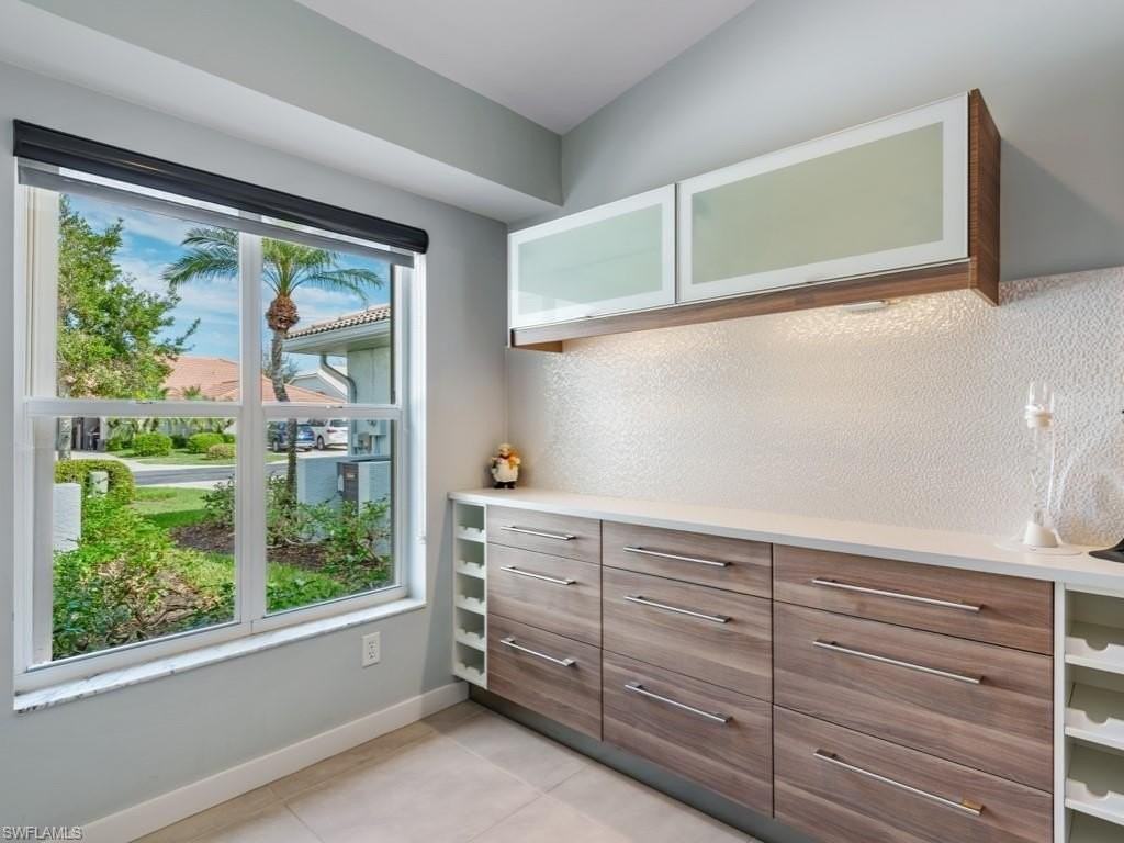 6994 Lone Oak Blvd - Photo 6 of 30