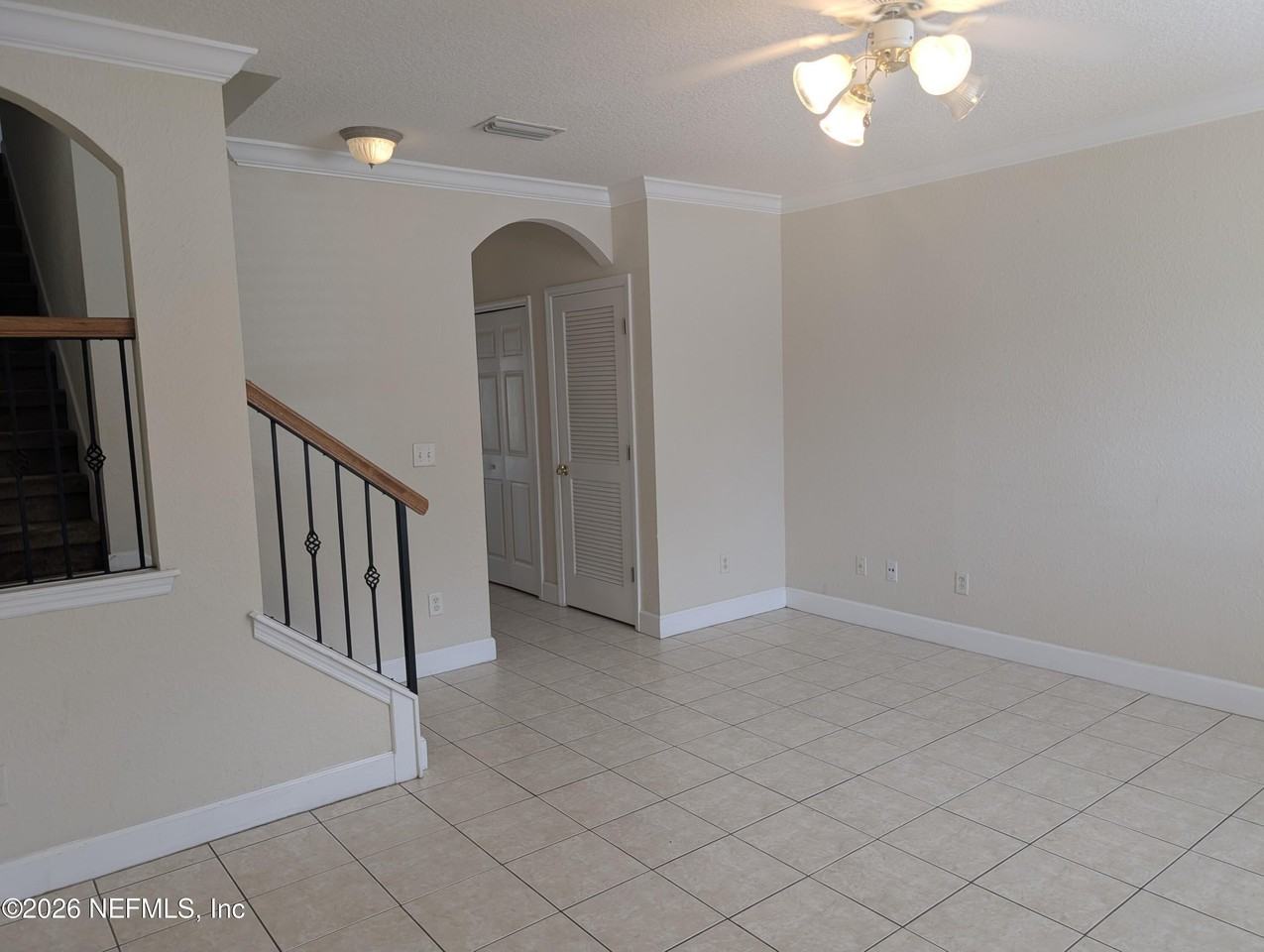 1807 Lago Del Sur Dr - Photo 3 of 13