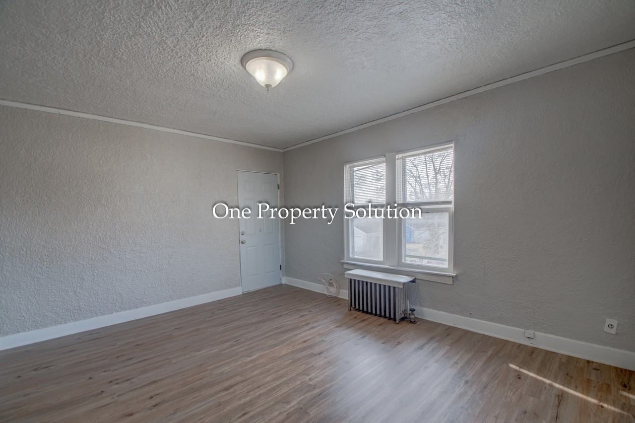 6831 Jackson Ave #3 - Photo 5 of 13