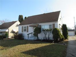 featured image of 4413 W 187th St