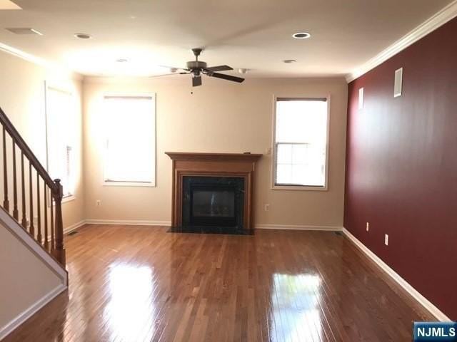 323 Wilshire Dr - Photo 4 of 16