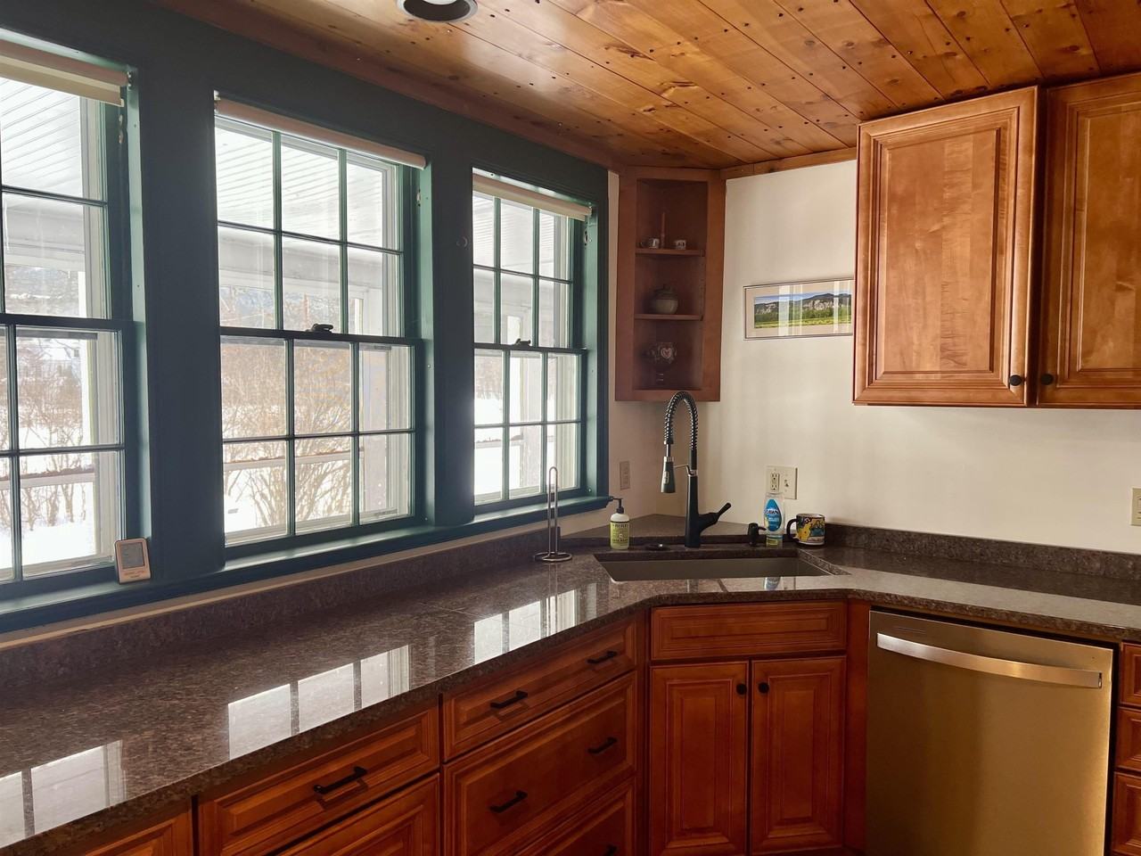 1316 Us Route 302 - Photo 5 of 32