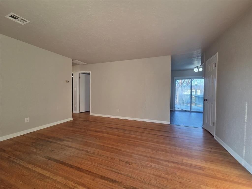 1917 Treat Dr - Photo 5 of 25