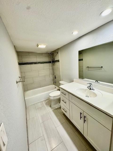 2467 Waterside Dr - Photo 6 of 8