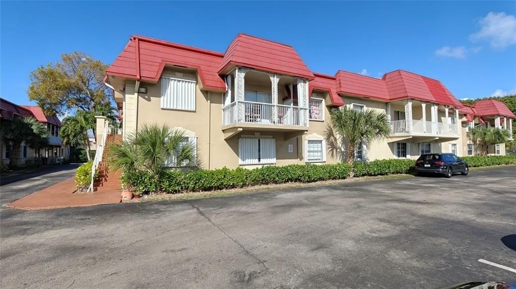 555 Se 8th St #152 - Photo 4 of 19