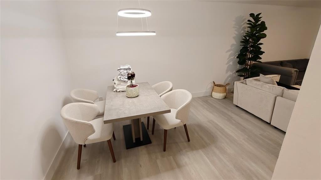 555 Se 8th St #152 - Photo 7 of 19