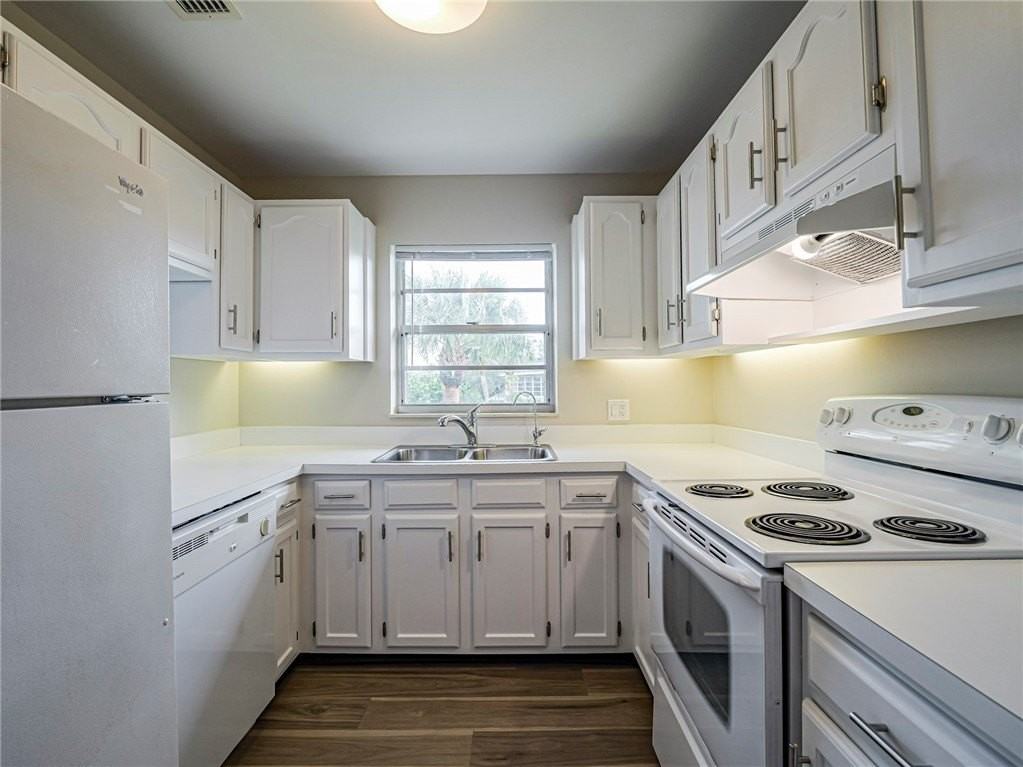 6 Vista Gardens Trl Apt 201 - Photo 7 of 21