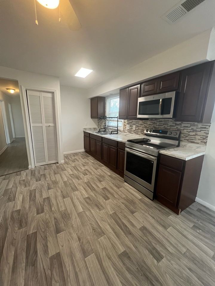 609 N Stonestreet Ave #1 - Photo 6 of 22