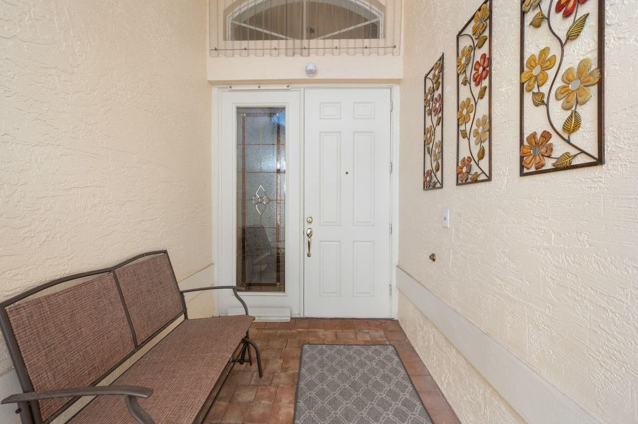 364 Nw Sunview Way - Photo 4 of 37