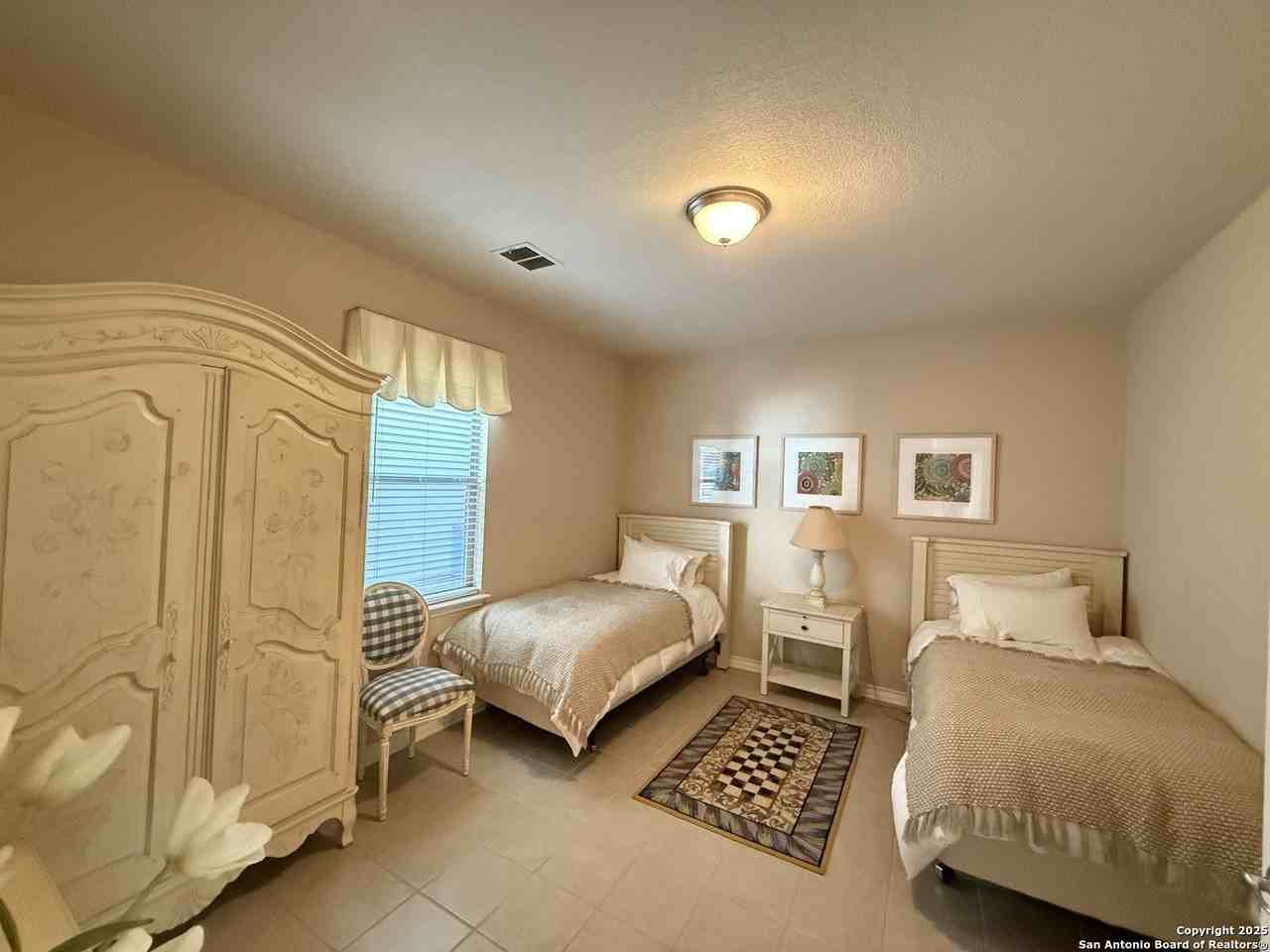 1242 Tweed Willow - Photo 6 of 36