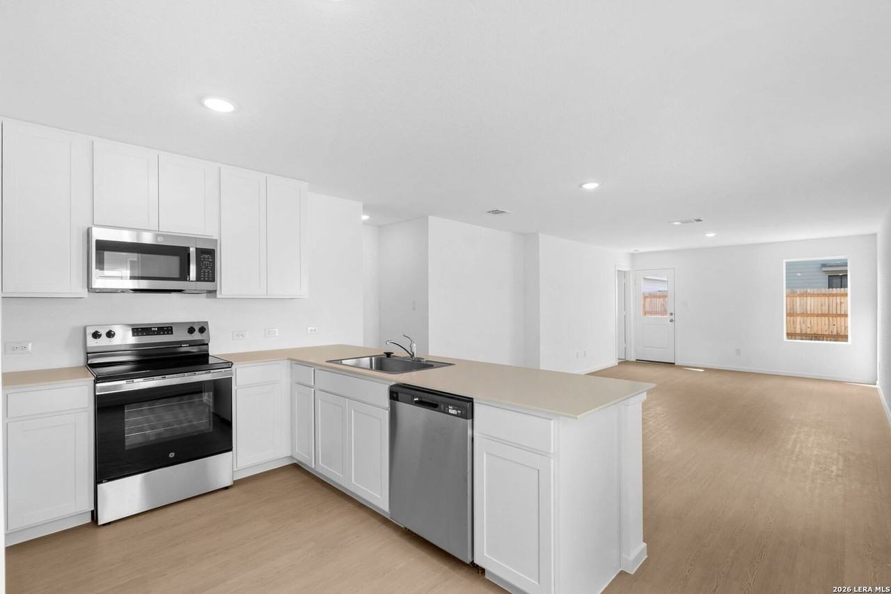 129 Pastar Falls - Photo 4 of 21