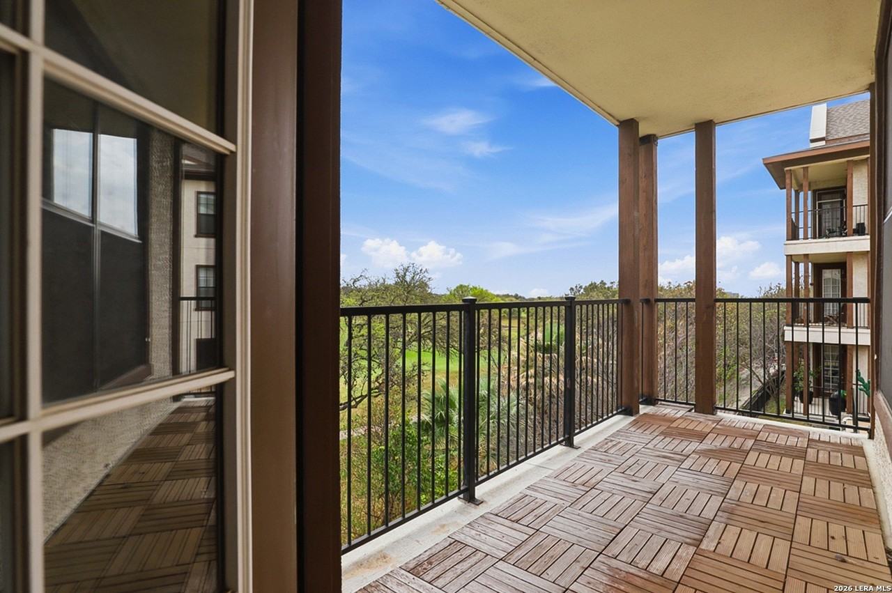 7342 Oak Manor Dr Apt 4210 - Photo 3 of 46