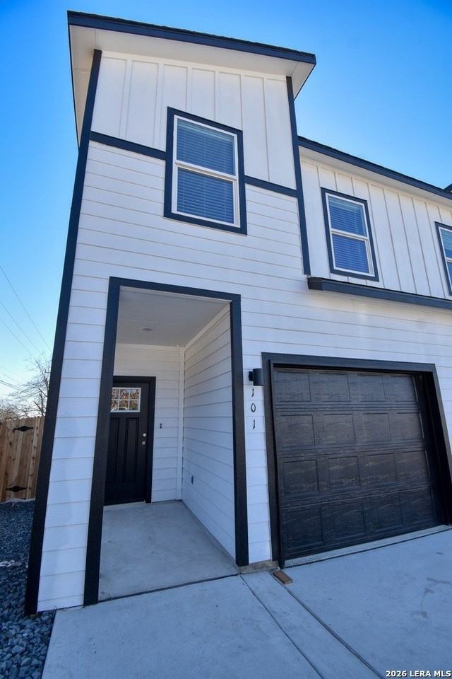 6202 Oakland Rdg Unit 101 - Photo 2 of 31