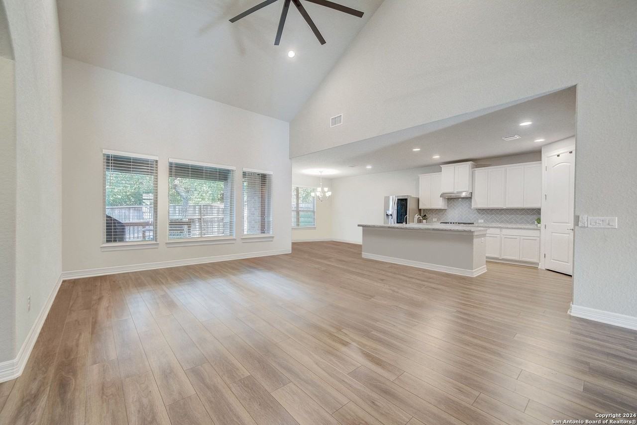 28815 Shadowrock - Photo 4 of 28