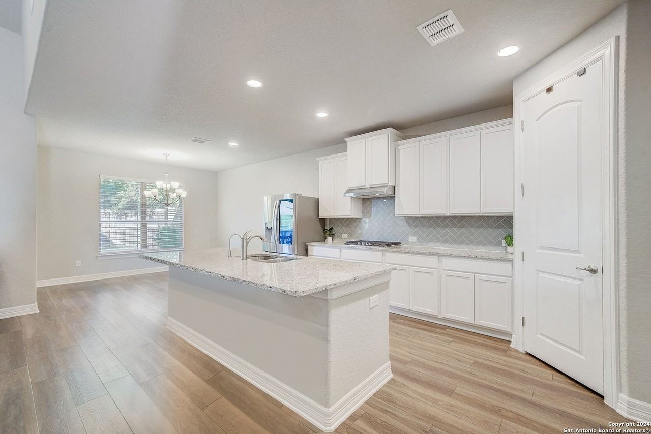 28815 Shadowrock - Photo 7 of 28