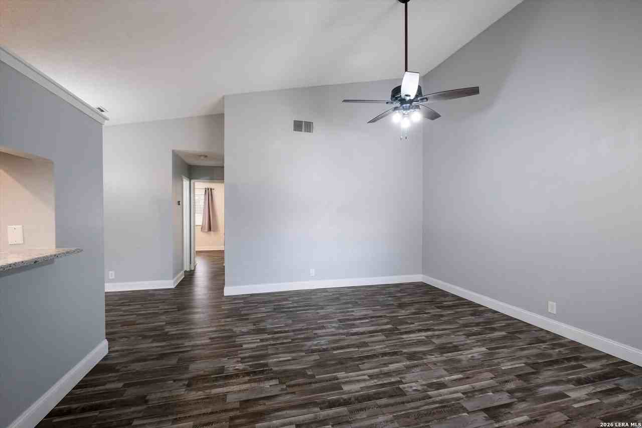 14463 Edgemont St - Photo 7 of 23