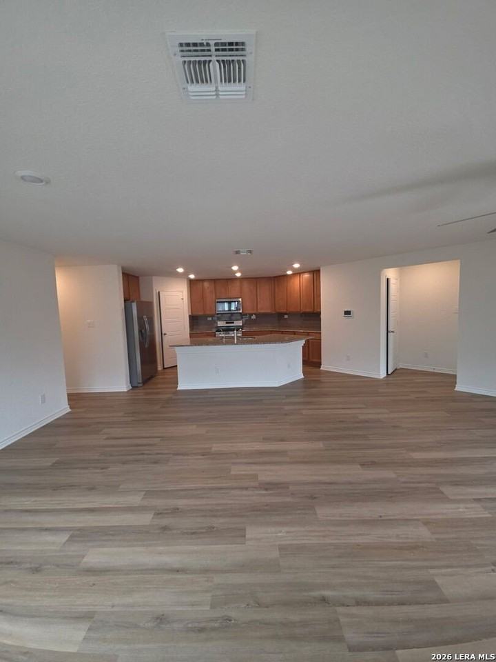 5031 Kayak Cv - Photo 3 of 25