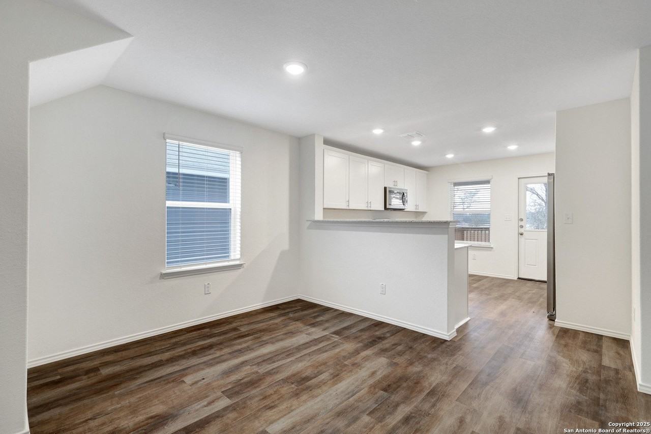 11637 Anselmo - Photo 4 of 26