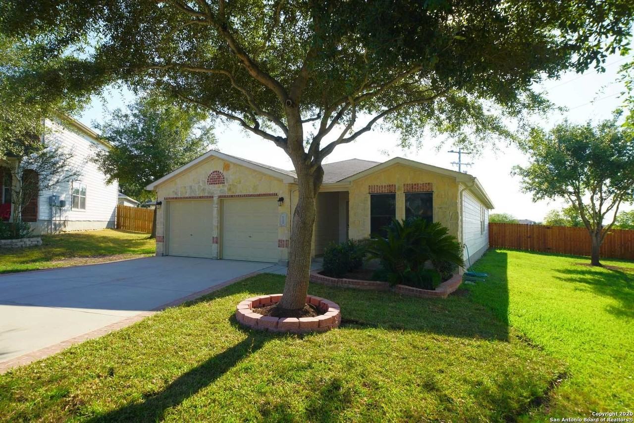 6105 Portchester - Photo 4 of 39