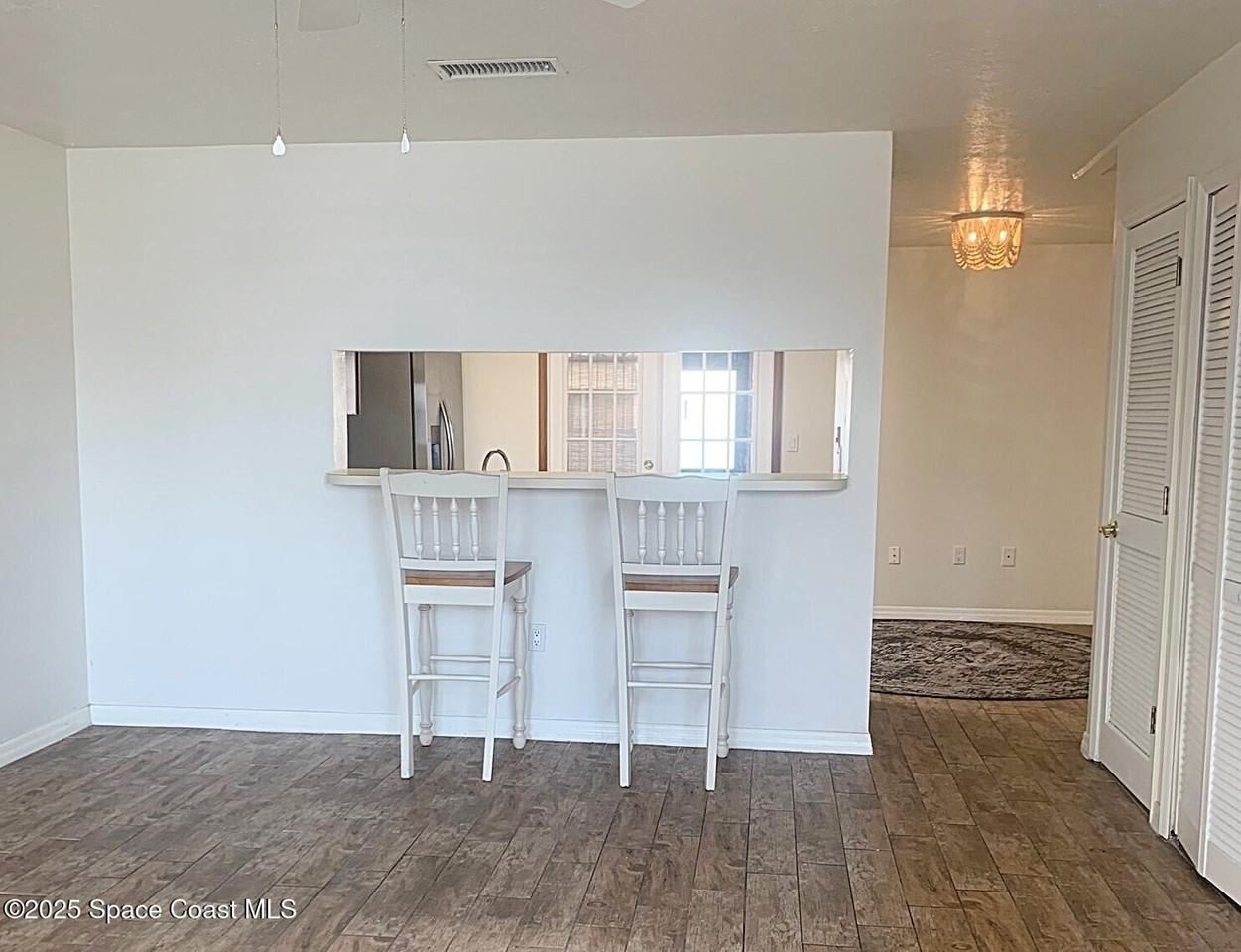 1340 George Edwards Ct - Photo 4 of 18